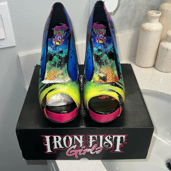 RARE ZEBRA MULTICOLOR HEELS from Torrid Multicolor Women's Heels - Picture 3 of 7